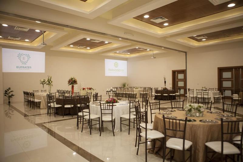 هتل Paradise Inn