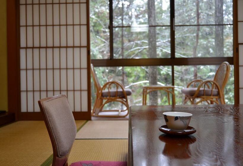 ریوکان Fukuishimiyamashinrinonsen Mirakurutei