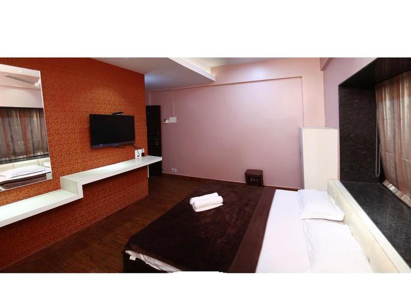 Bed and Breakfast Vrundavan Deluxe