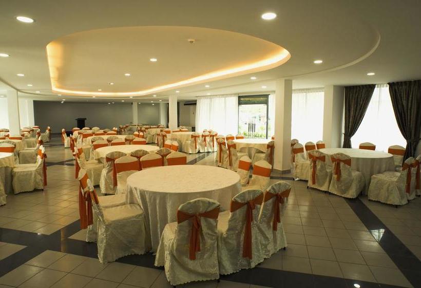 Отель Amara Subang Jaya