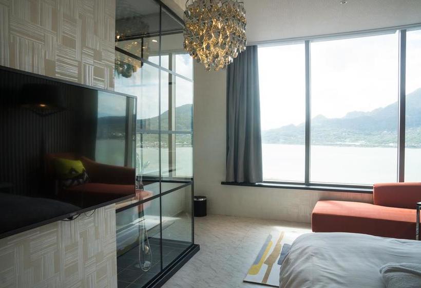 هتل Check Inn Express New Taipei Tamsui