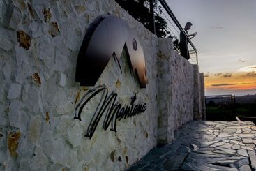 هتل Montana Guesthouse