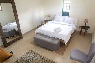 هتل Montana Guesthouse