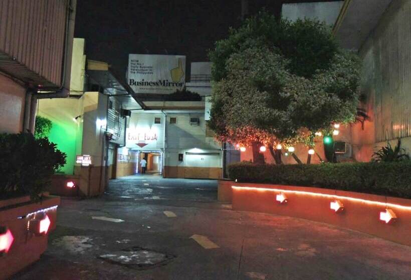 فندق New Winston