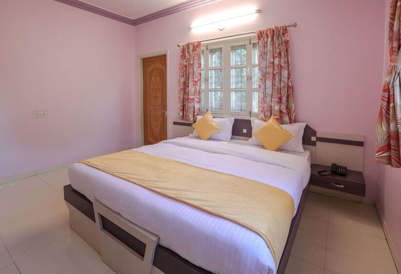 هتل Oyo 10031 Wind Chimes Boutique Guest House