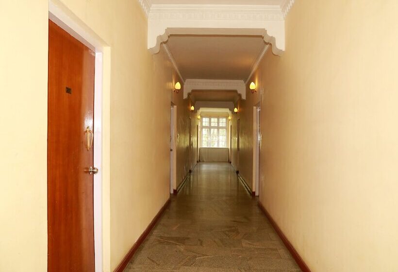 Fotos del hotel Oyo 10336 Hotel Sn Annex:  26