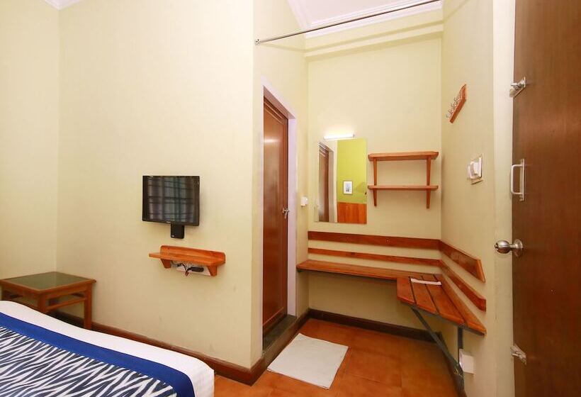 Fotos del hotel Oyo 10336 Hotel Sn Annex:  22