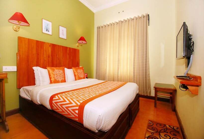 Fotos del hotel Oyo 10336 Hotel Sn Annex:  6