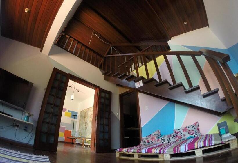 Hostel Lares