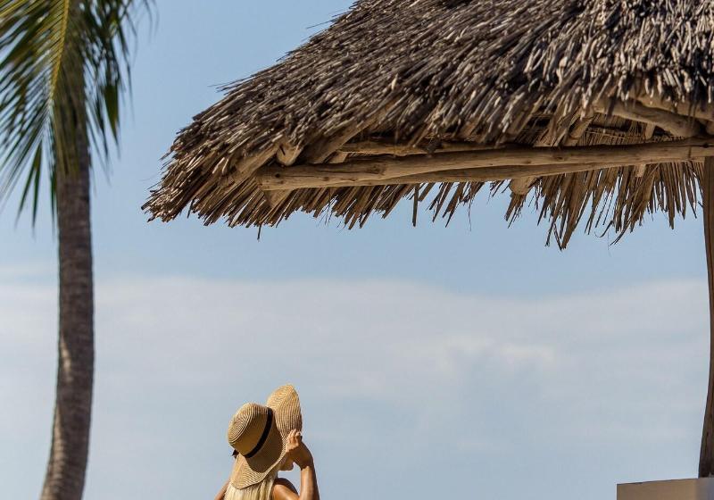 فندق Blue Moon Resort