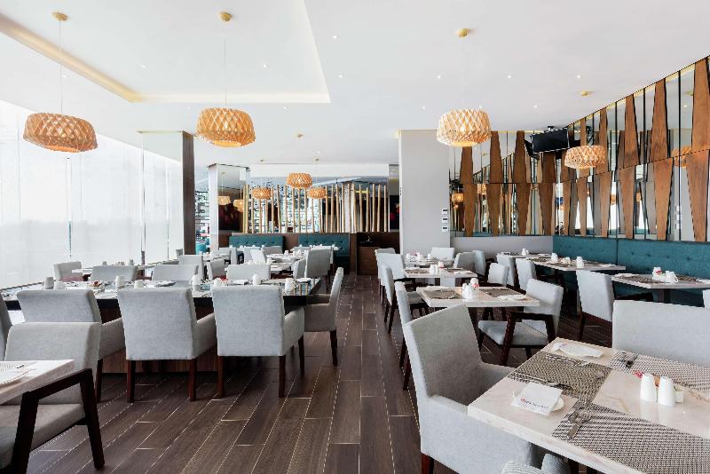 هتل Hilton Garden Inn Salamanca