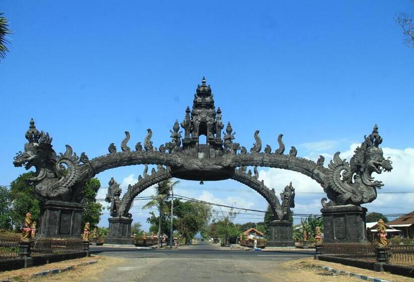 هتل Lestari
