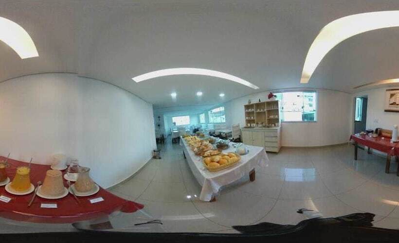 酒店 Minas