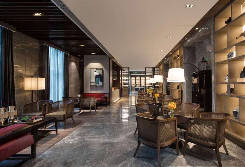هتل Leshan Ramada