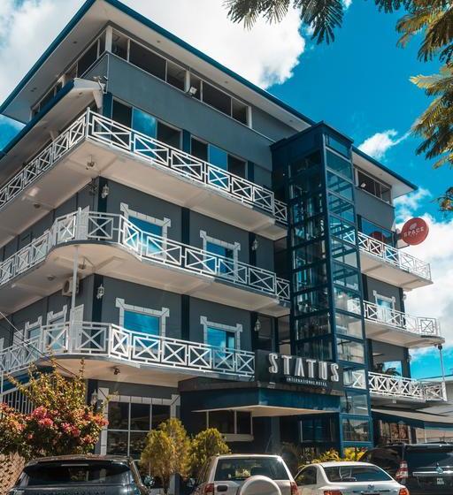 هتل Status International