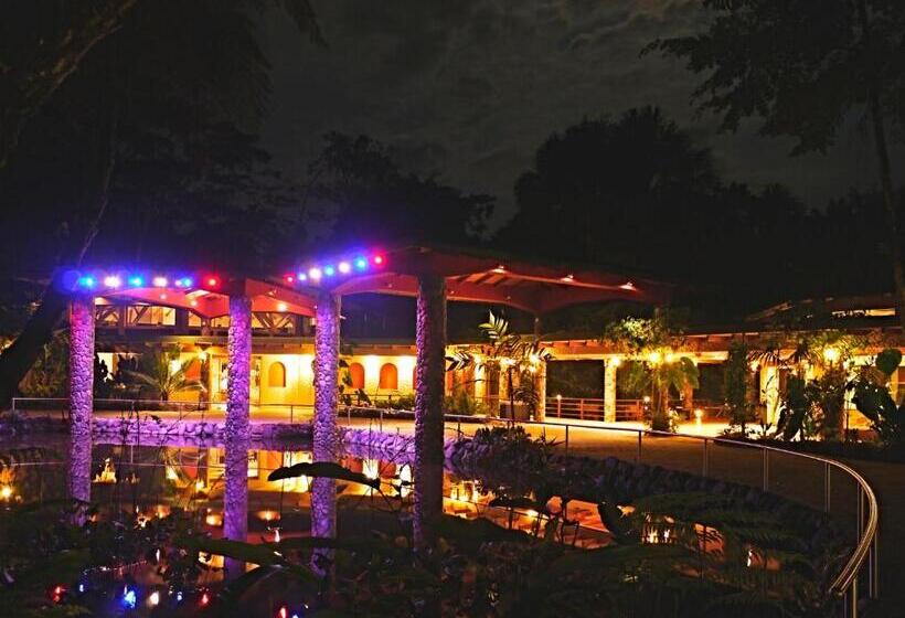 Arahuana Jungle Resort & Spa