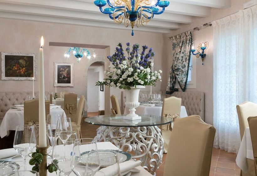Colonia Resort