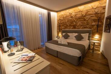 هتل Lifestyle Room Binario Zero
