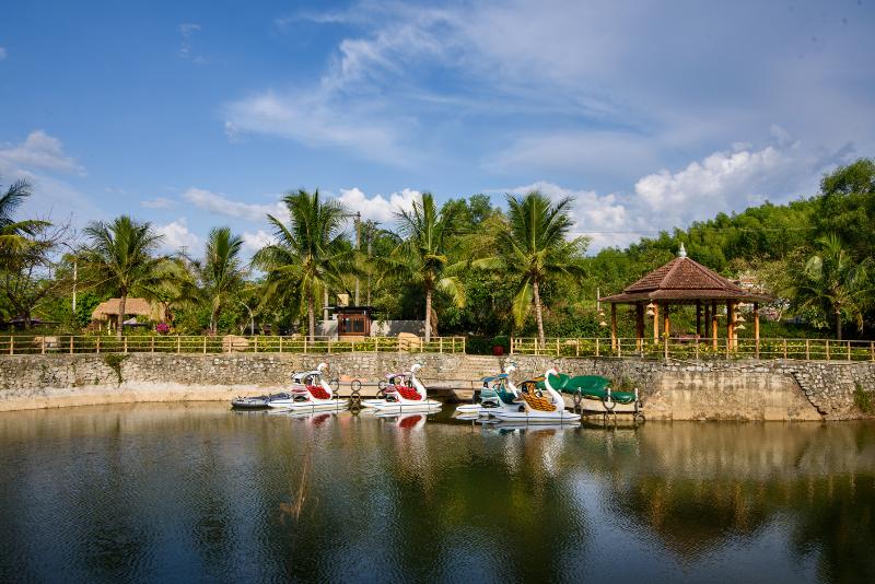 Sankofa Village Hill Resort And Spa