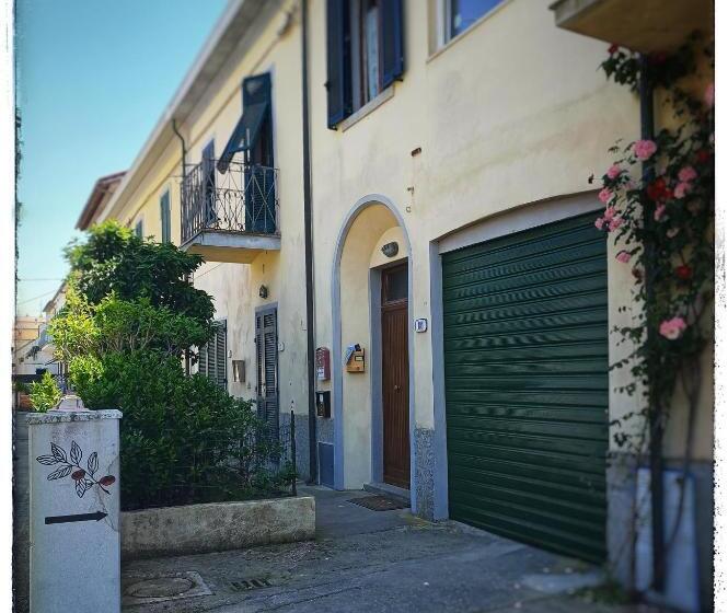 تختخواب و صبحانه Lo Zizzolo  Bed&breakfast
