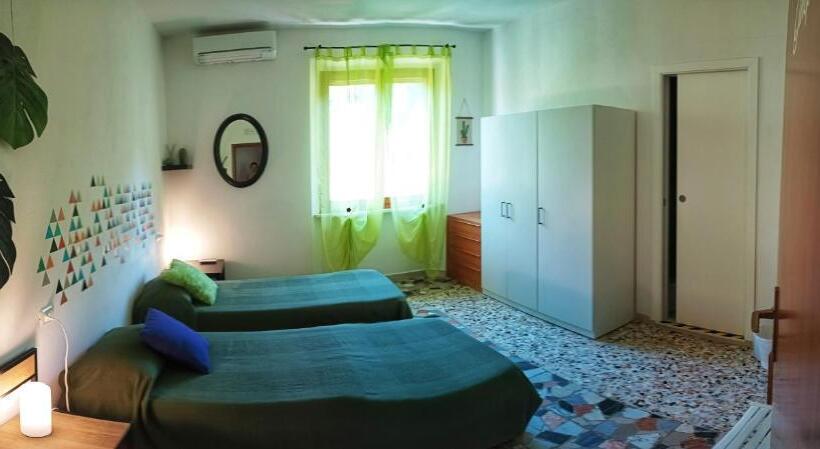 تختخواب و صبحانه Lo Zizzolo  Bed&breakfast