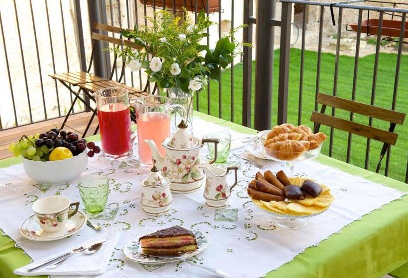 住宿加早餐  Torre Della Loggia   Dimora Storica   Ortona