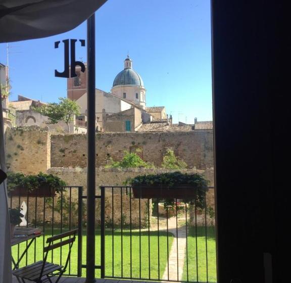 住宿加早餐  Torre Della Loggia   Dimora Storica   Ortona