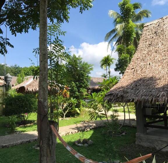 تختخواب و صبحانه Villa Paradise