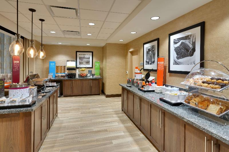 هتل Hampton Inn & Suites Rexburg