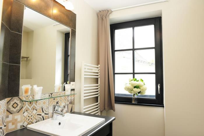 酒店 Hôtel Restaurant Corto Maltese