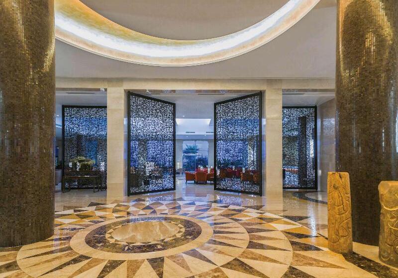 Fotos del hotel Mövenpick  Du Lac Tunis:  55