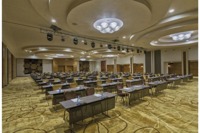 Fotos del hotel Mövenpick  Du Lac Tunis:  56
