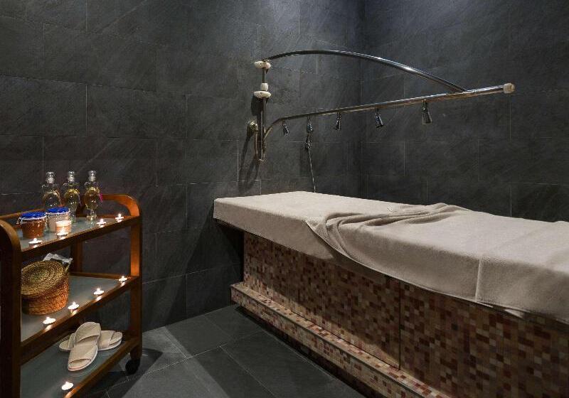 Fotos del hotel Mövenpick  Du Lac Tunis:  53