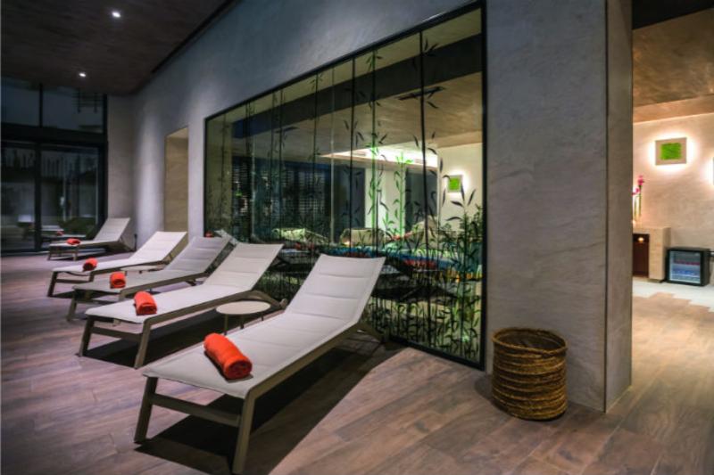 Fotos del hotel Mövenpick  Du Lac Tunis:  37