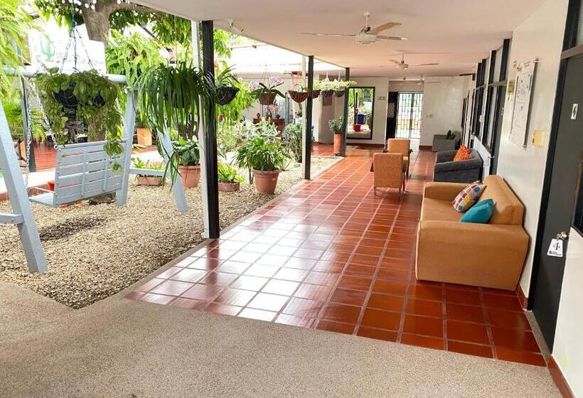 هتل Villa Paraiso