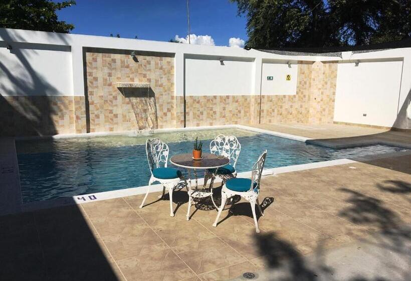 هتل Villa Paraiso