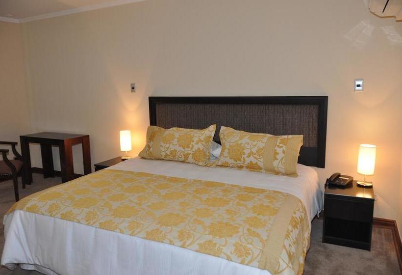 Nuevo Hotel Constitucion