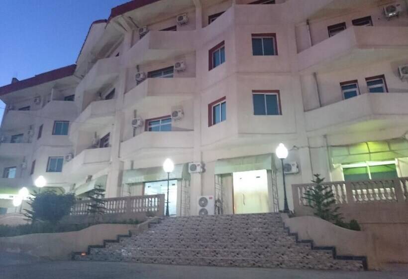 منتجع Hôtel Téléphérique Annaba