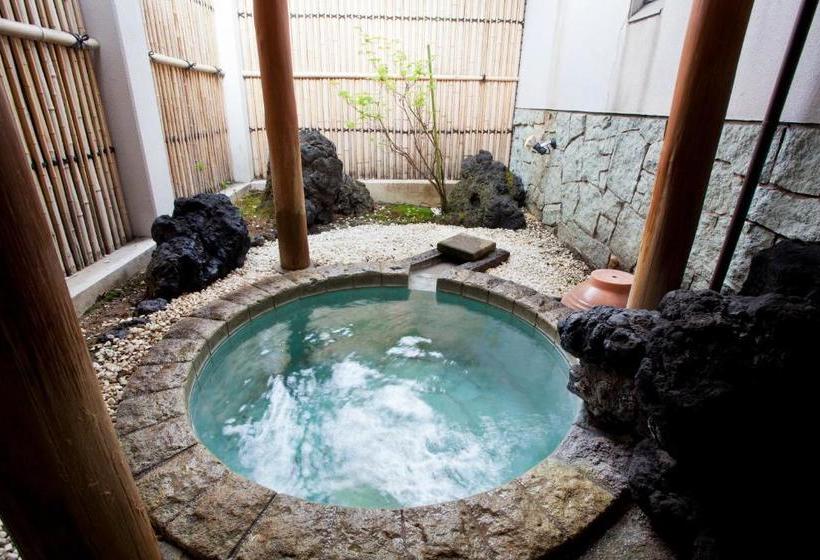 Рёкан Shiki Resort Aisonet Kusatsu