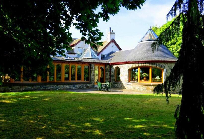 تختخواب و صبحانه Errichel House And Cottages
