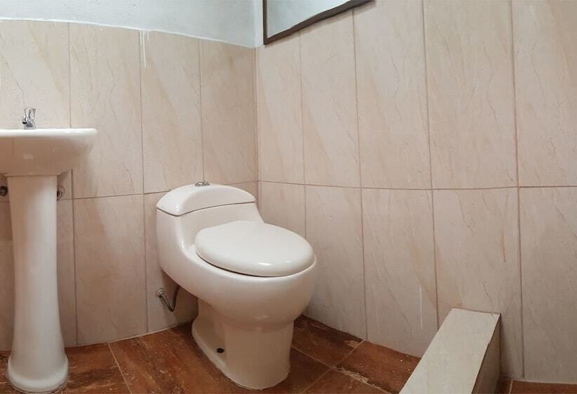 تختخواب و صبحانه Hostal Comarca Imperial