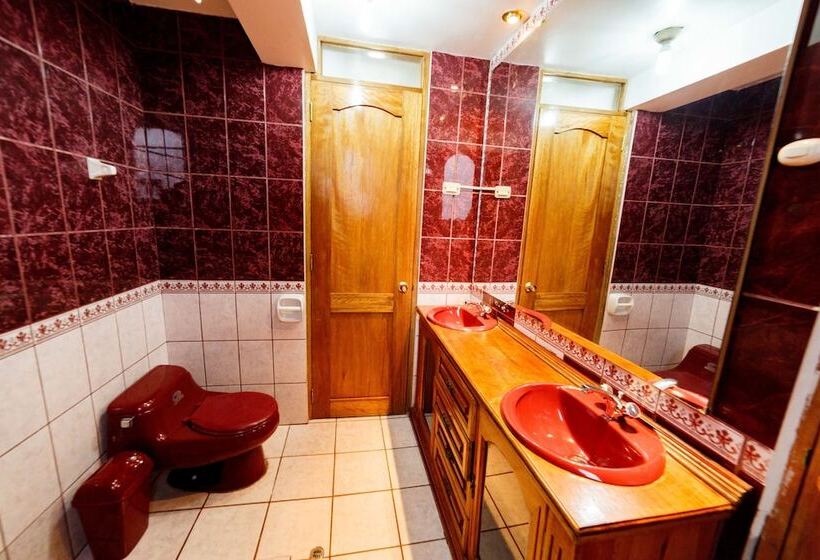 تختخواب و صبحانه Hostal Comarca Imperial