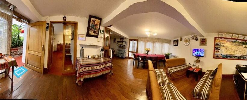 تختخواب و صبحانه Hostal Comarca Imperial