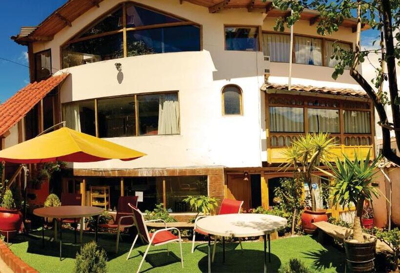 تختخواب و صبحانه Hostal Comarca Imperial