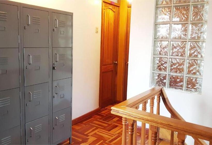 تختخواب و صبحانه Hostal Comarca Imperial