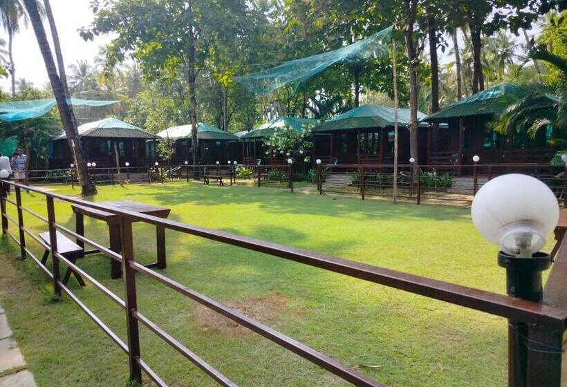 Club Palolem Resort