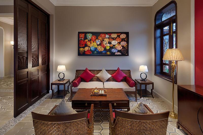 هتل Allegro Hoi An . A Little Luxury  & Spa