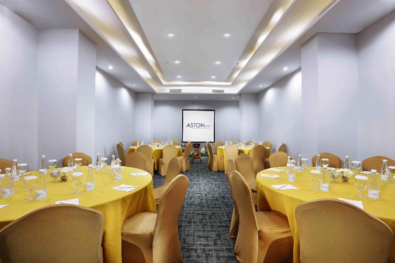 هتل Aston Inn Pandanaran