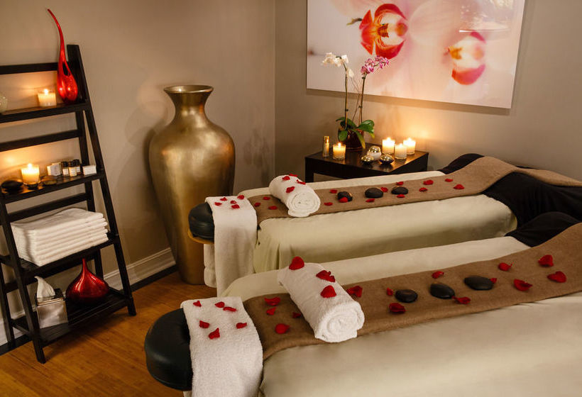 בית מלון כפרי Club Level Suites at Inn On Fifth