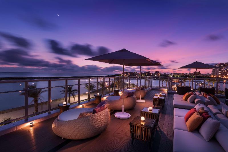 فندق Doubletree By Hilton Okinawa Chatan Resort